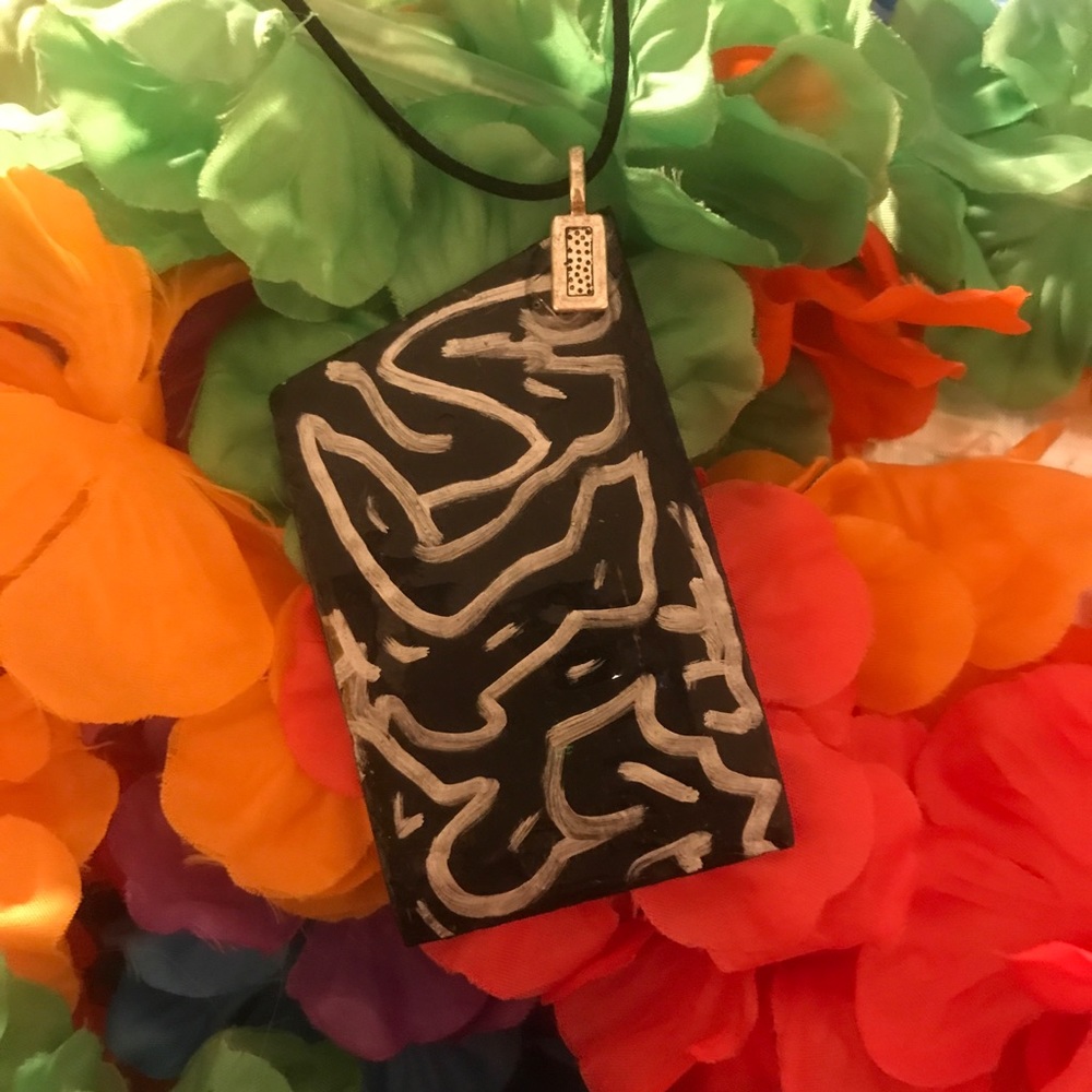 🖤🤍Necklace🤍🖤 - Picture 2 of 10